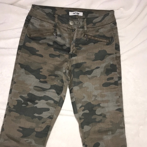 camo jeans - Picture 2 of 3